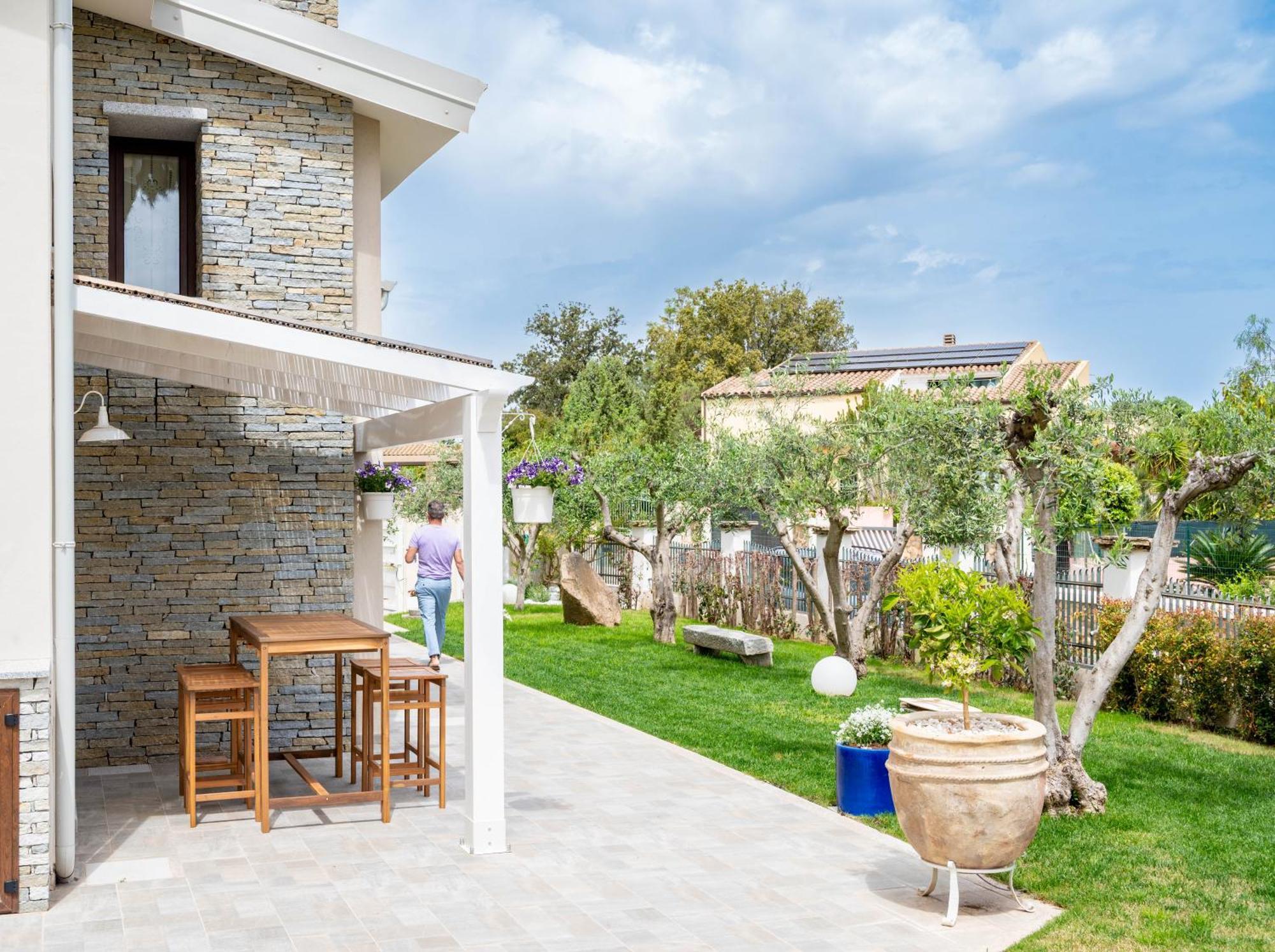 La Botte E Il Vino Rooms Капотера Екстериор снимка